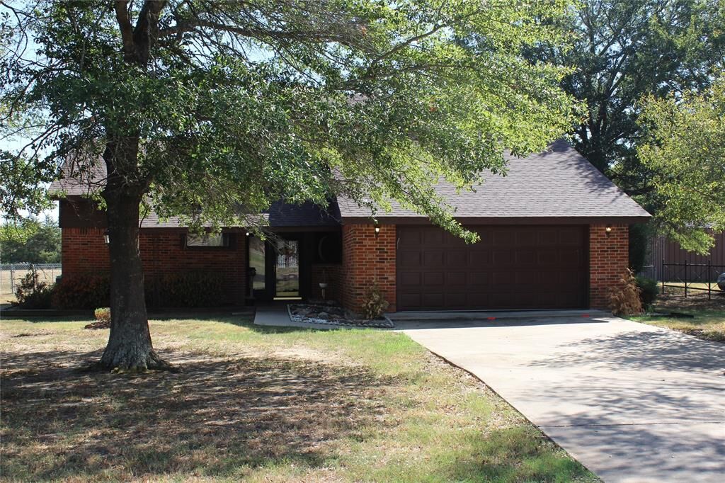 Property Photo: 4497 Fm 2820 TX 75486