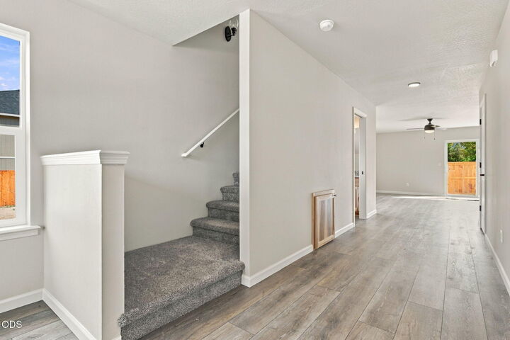 Property Photo:  167 SE Champagne Court 361202  OR 97527 