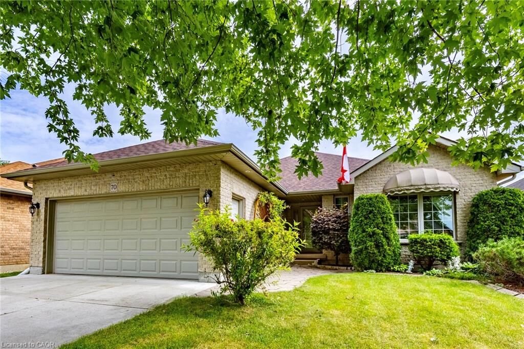 Property Photo:  70 Sparrow Way  ON N0A 1N5 