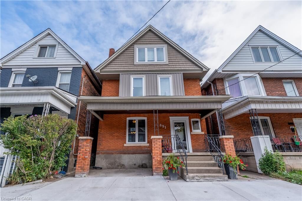 Property Photo:  691 Wilson Street  ON L8L 1V5 