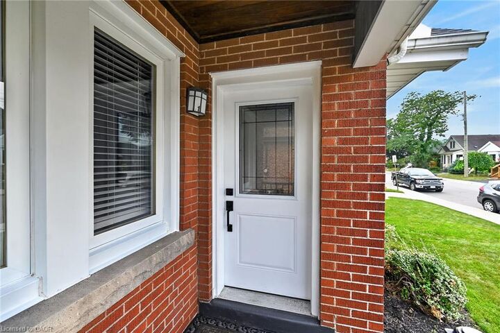 Property Photo: 43 Cameron Avenue S ON L8K 2W9