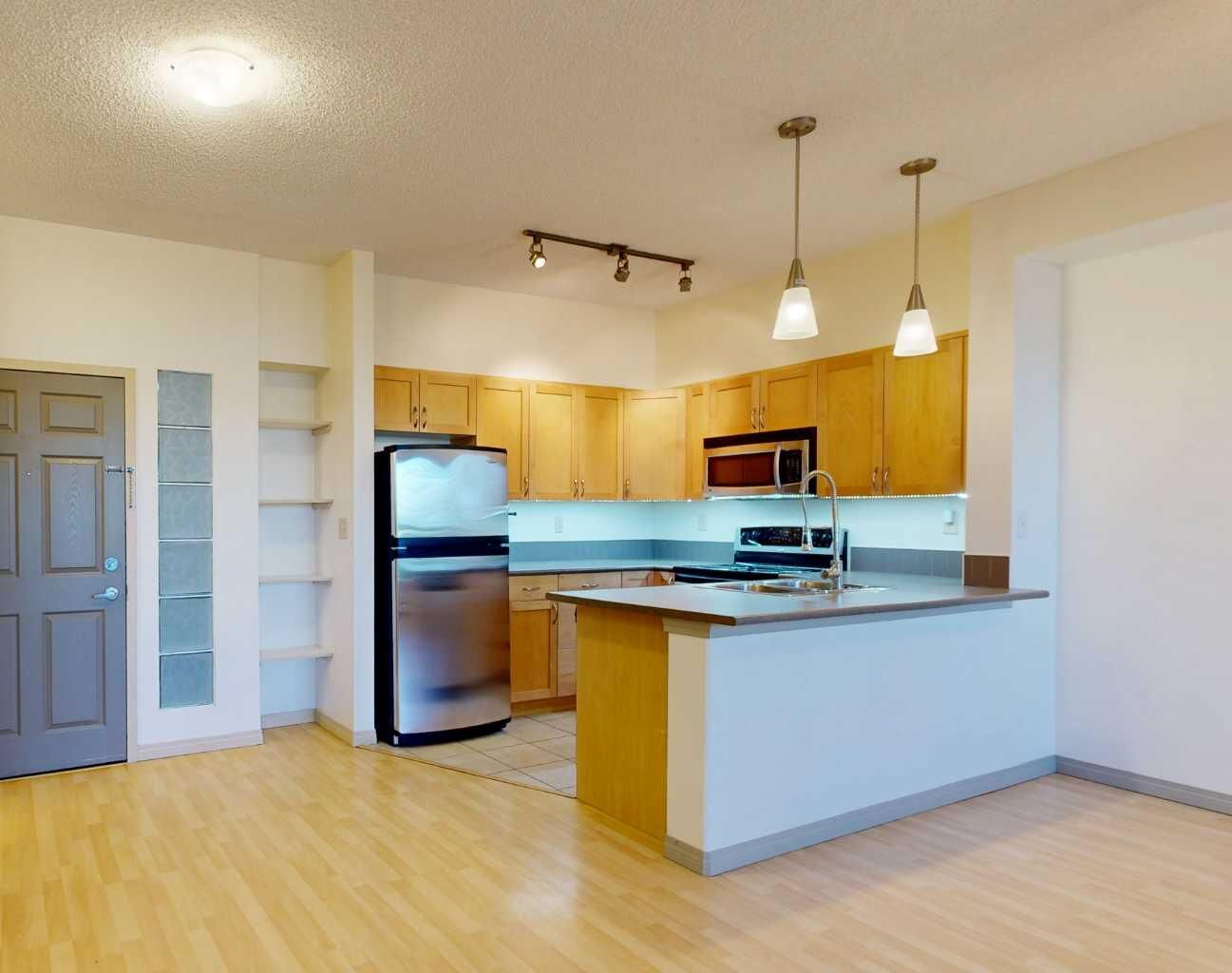 Photo de la propriété: 12330 102 Street 313 AB T8V 0N4