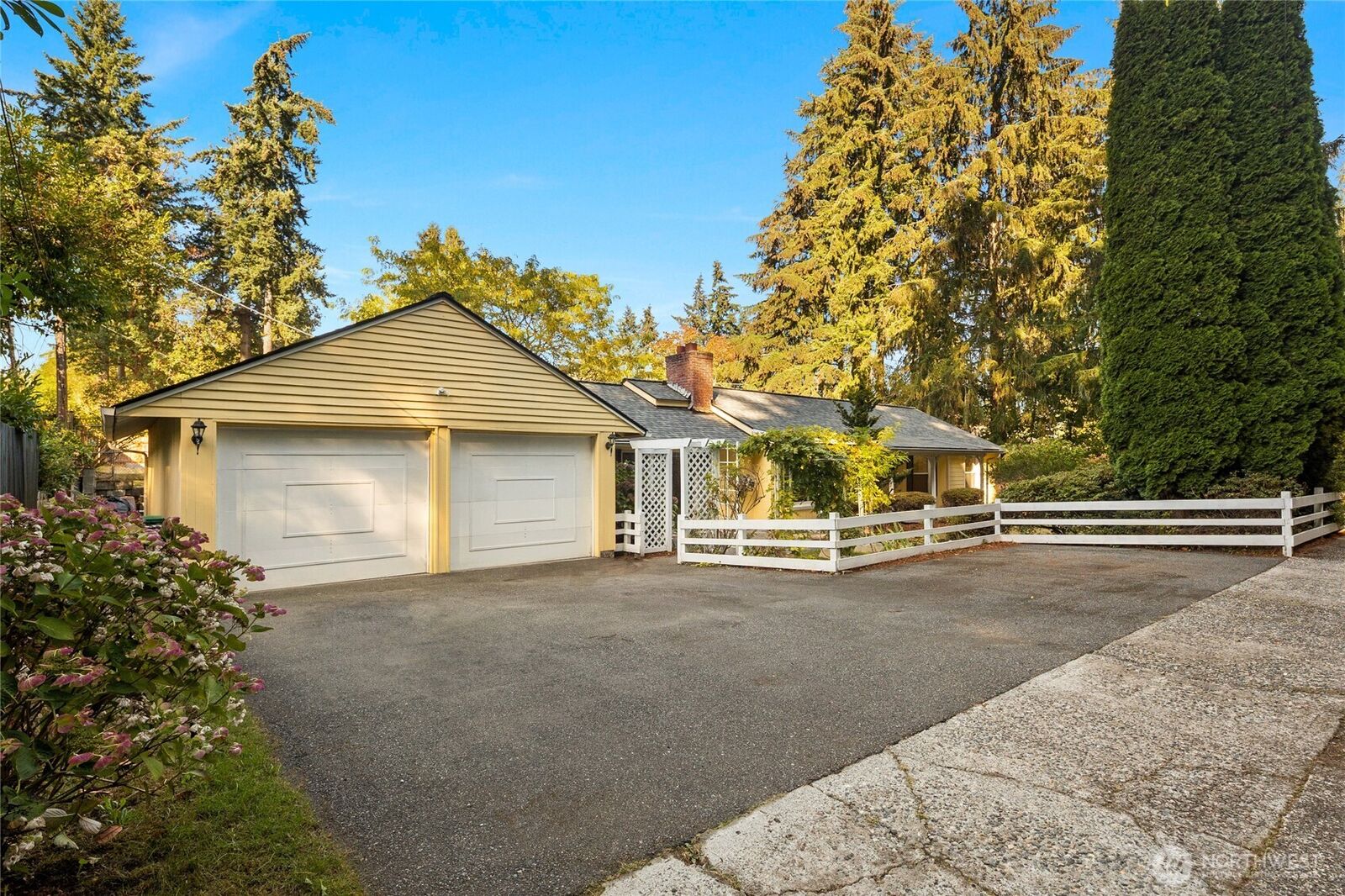 Property Photo:  2108 NE 165th Street  WA 98155 