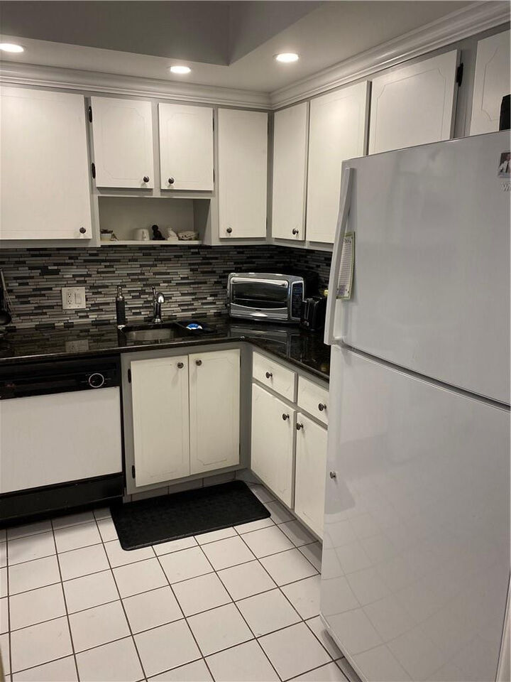 Property Photo:  2600 S Course Drive 107  FL 33069 