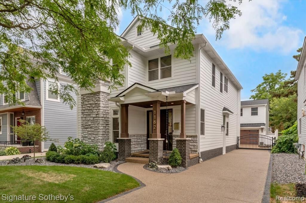 Property Photo:  1182 Webster Street  MI 48009 