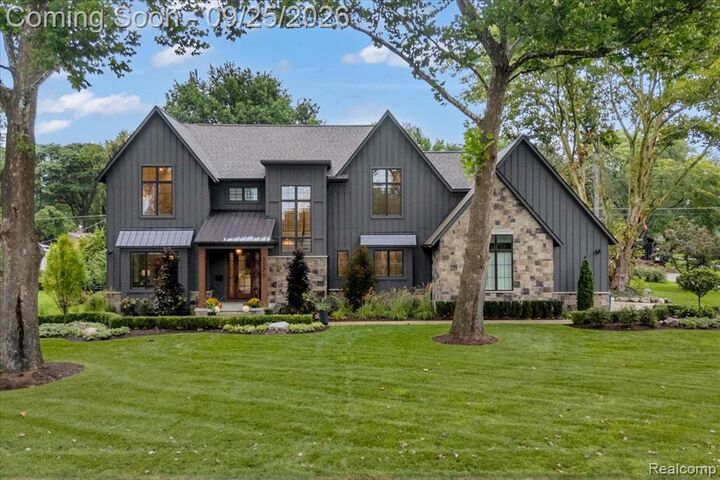 Property Photo:  3570 Berkshire Drive  MI 48301 