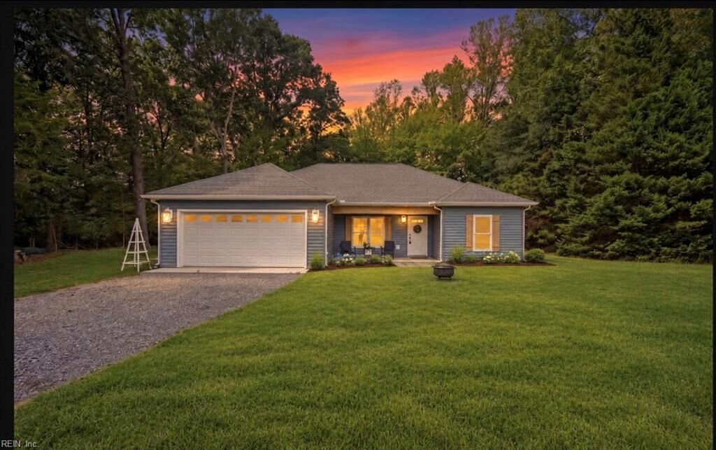 Property Photo: 366 Pipe N Tree Dr VA 23071