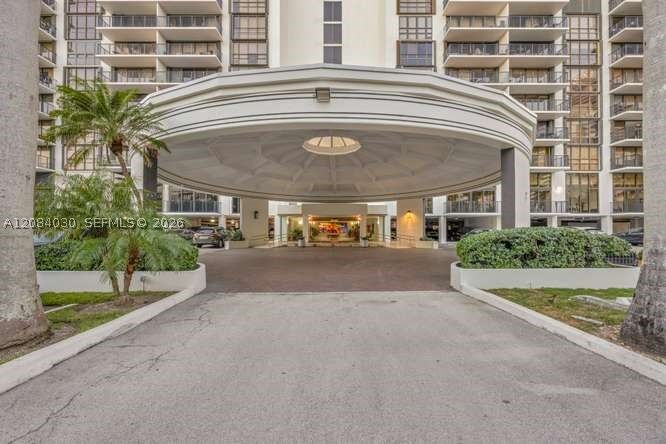 Property Photo: 1450 Brickell Bay Dr 511 FL 33131