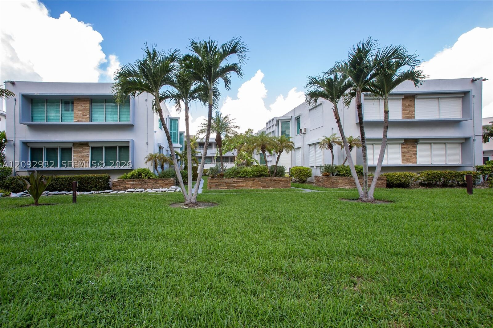 Property Photo:  10178 Collins Ave 202  FL 33154 