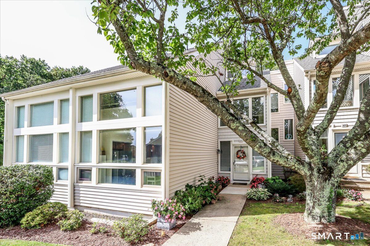 Property Photo:  168 Turtle Bay Drive 168  CT 06405 