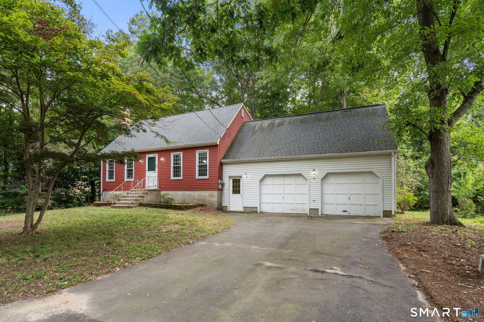 Property Photo:  15 Happy Acres Road  CT 06413 