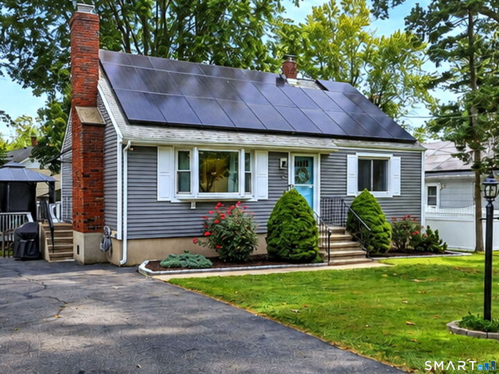 Property Photo:  4 Windy Hill Road  CT 06461 
