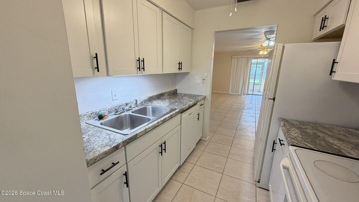 Property Photo: 410 School Road FL 32937
