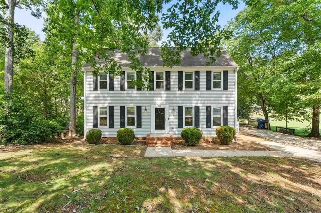 Property Photo: 203 Weaver Street NC 27317