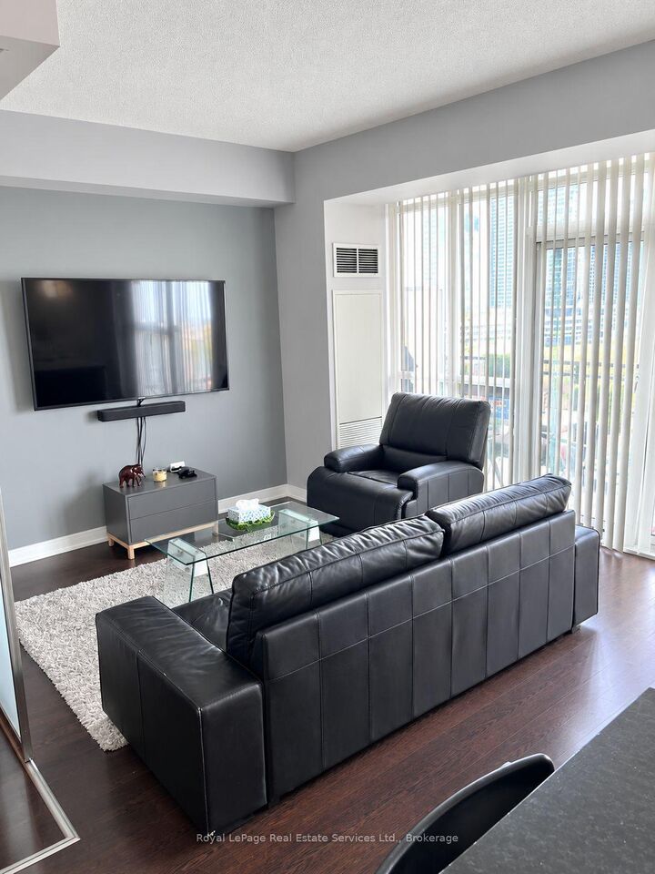 Property Photo:  775 King Street W 1006  ON M5V 2K3 