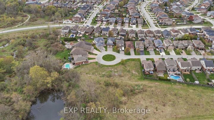 Property Photo:  1604 Vandusen Court  ON N5X 0G2 