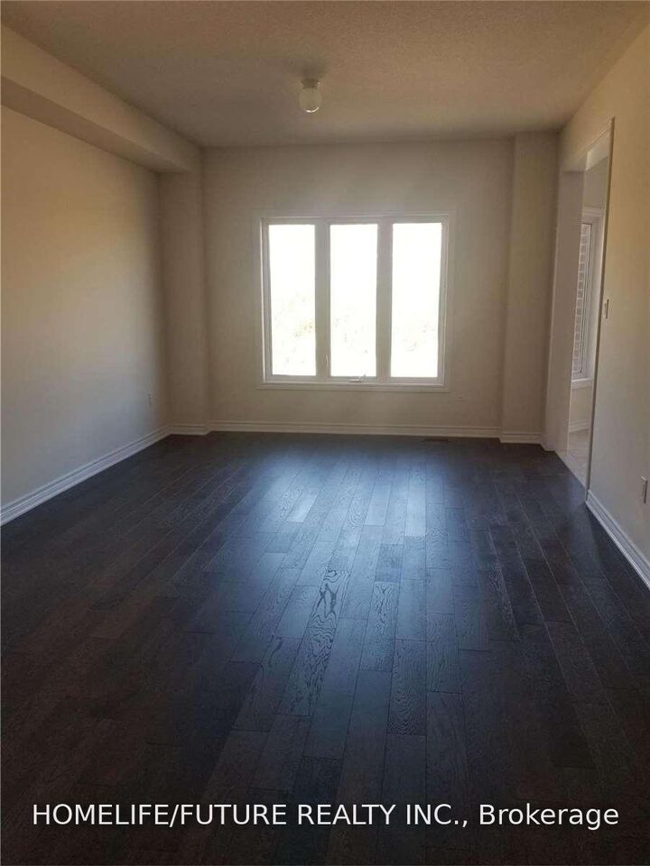 Property Photo:  16 Terry Clayton Avenue  ON L0K 1A0 