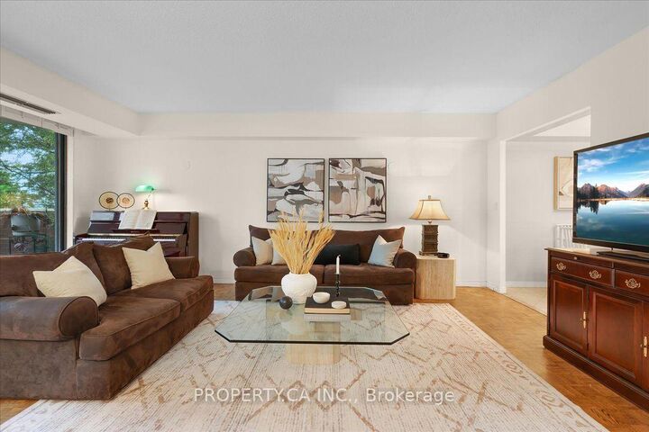 Property Photo:  260 Heath Street W 503  ON M5P 3L6 