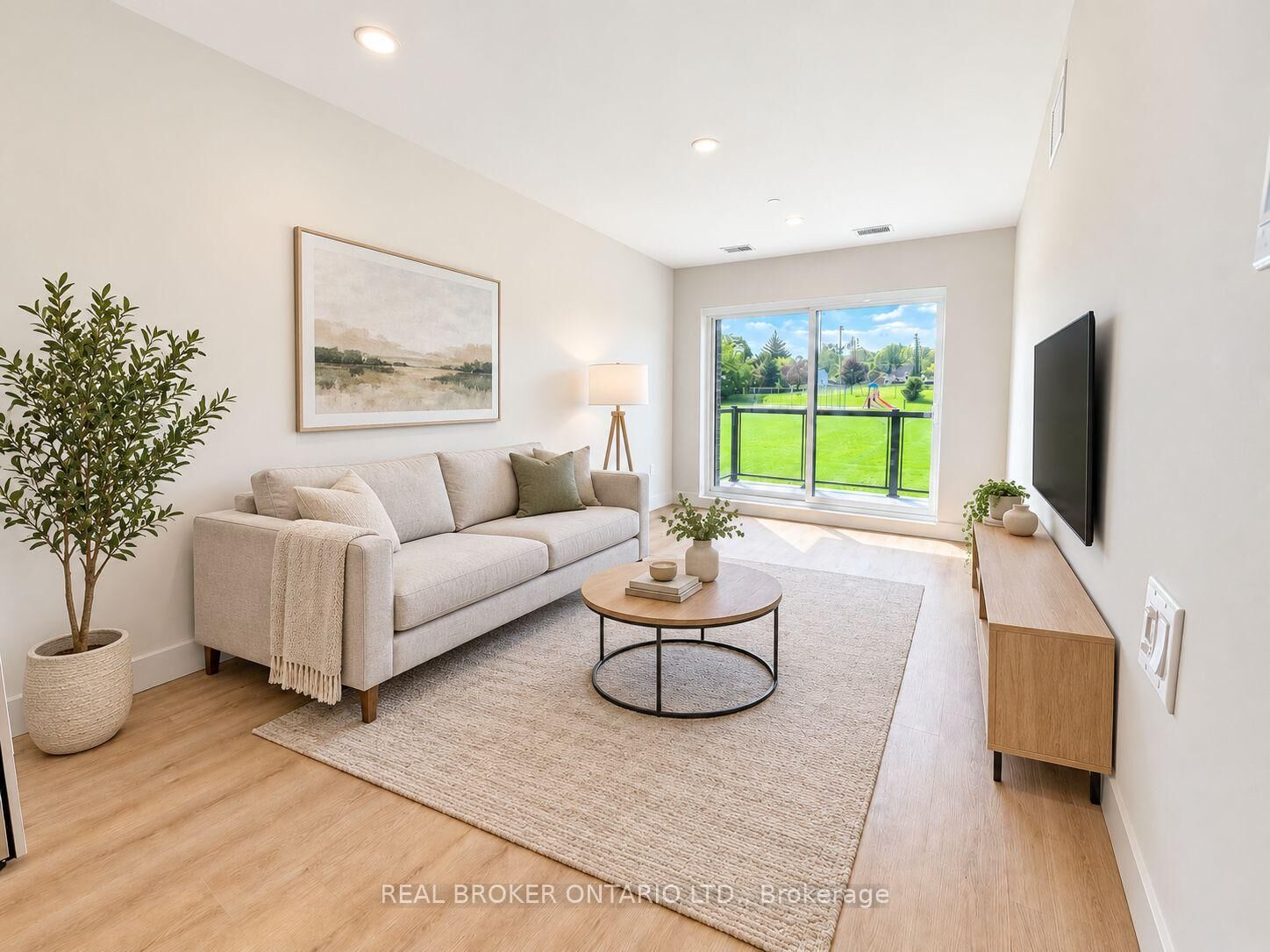 Property Photo:  8 Hutt Lane 304  ON L2V 0R5 