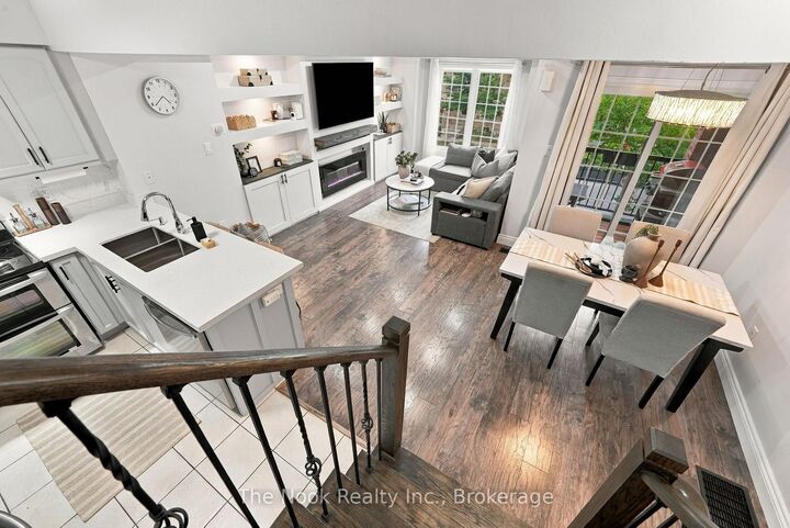 Property Photo:  20 Pendrill Way  ON L1Z 0K9 