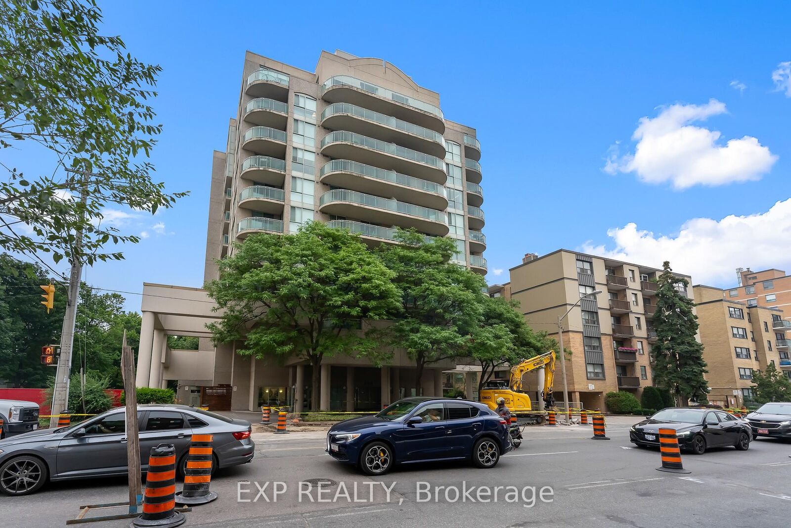 Property Photo: 398 Eglinton Avenue E 308 ON M4P 3H8