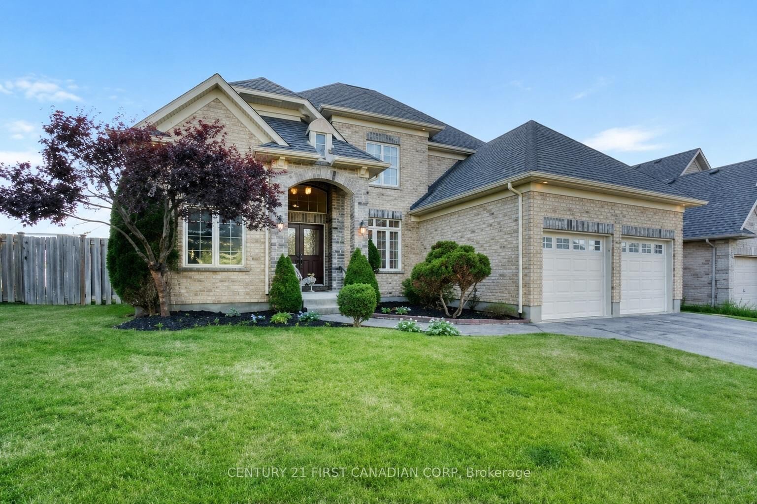 Property Photo:  515 Skyline Avenue 55  ON N5X 0H4 
