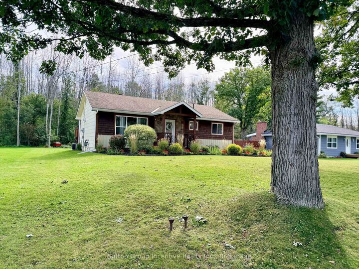 Property Photo:  9 George Street  ON L0K 1E0 