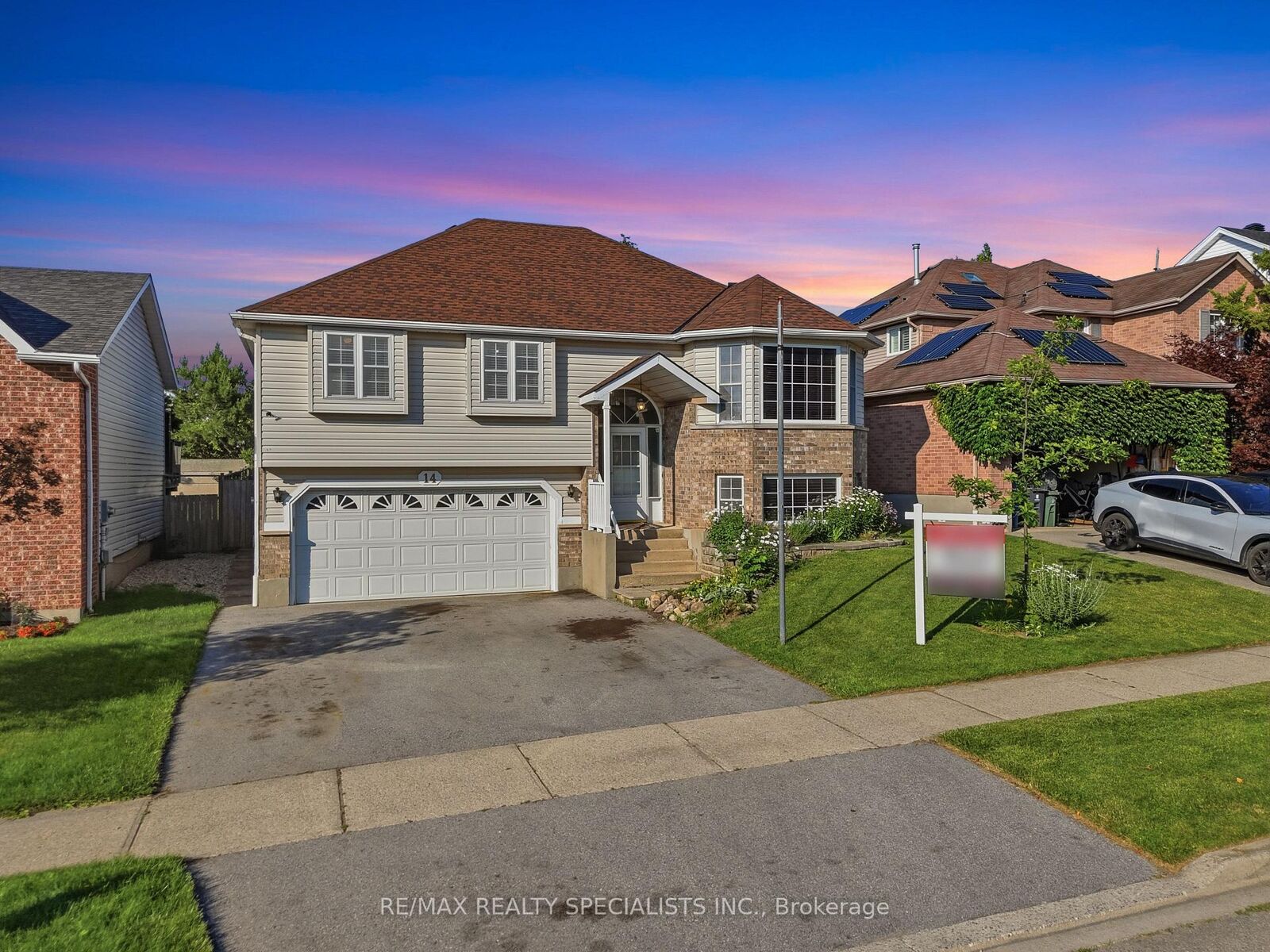 Property Photo:  14 Elson Drive  ON N1G 4R6 