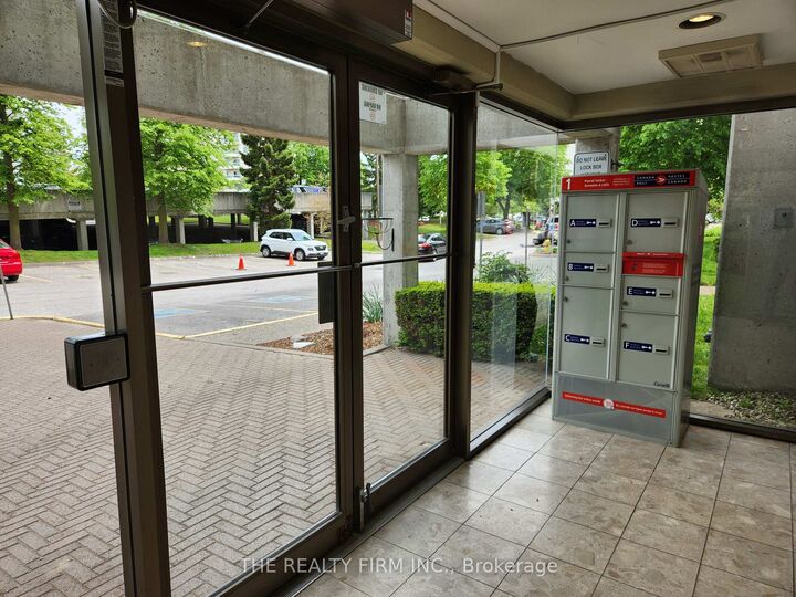 Property Photo:  570 Proudfoot Lane 309  ON N6H 4Z1 