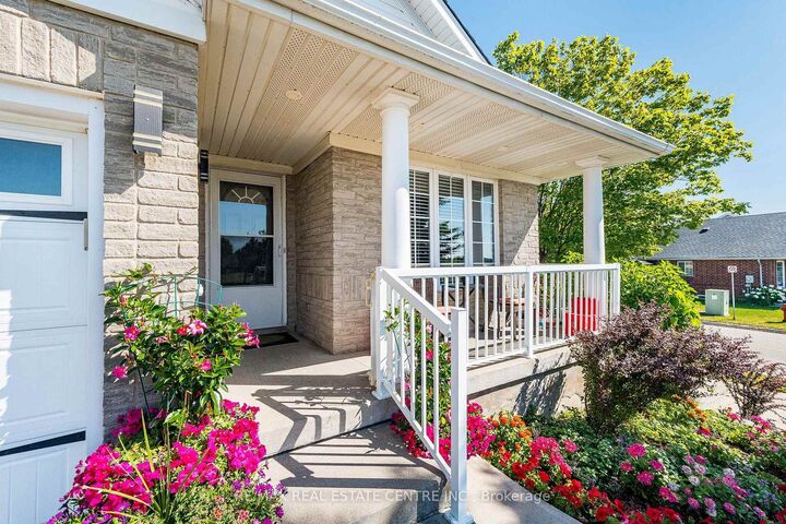 Property Photo:  267 Montgomery Boulevard  ON L9W 5H1 