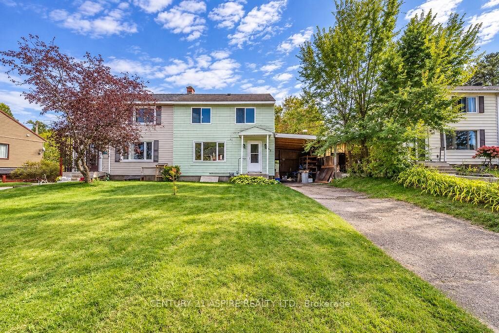 Property Photo:  87 Algonquin St Street  ON K0J 1P0 