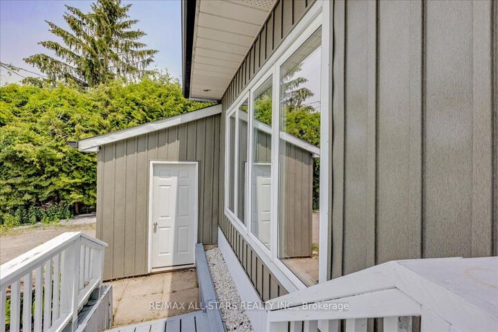 Property Photo:  535 George Street  ON L0K 1A0 