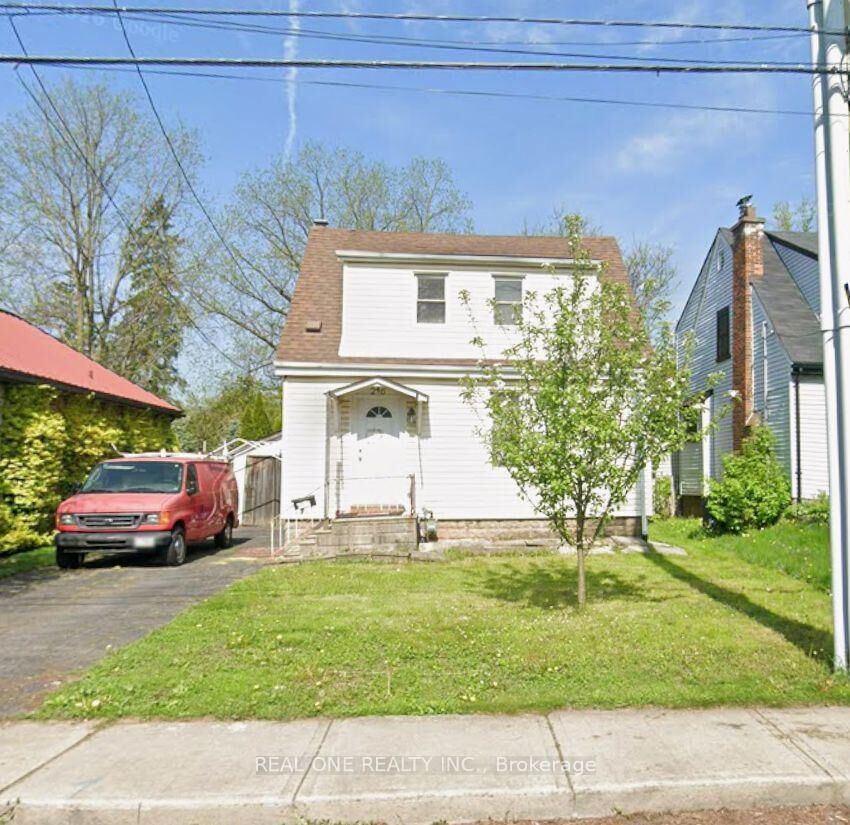Property Photo: 246 Bowman Street ON L8S 2T4