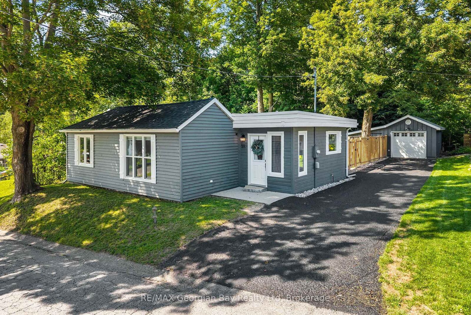 Property Photo:  59 Broad Street  ON L9M 1G4 