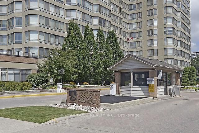 Property Photo: 3605 Kariya Drive 1509 ON L5B 3J4