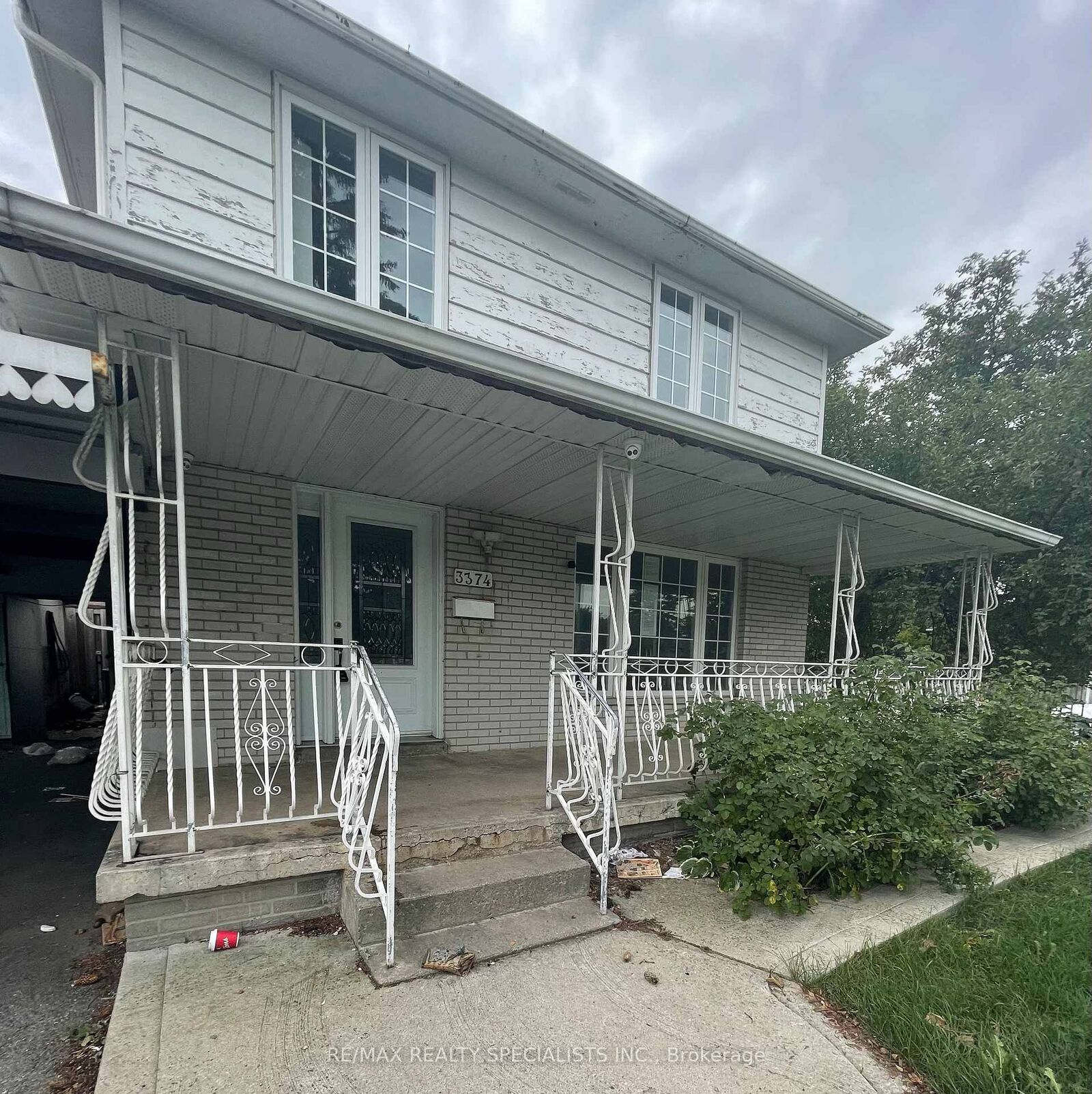 Property Photo: 3374 Morning Star Drive ON L4T 1X8