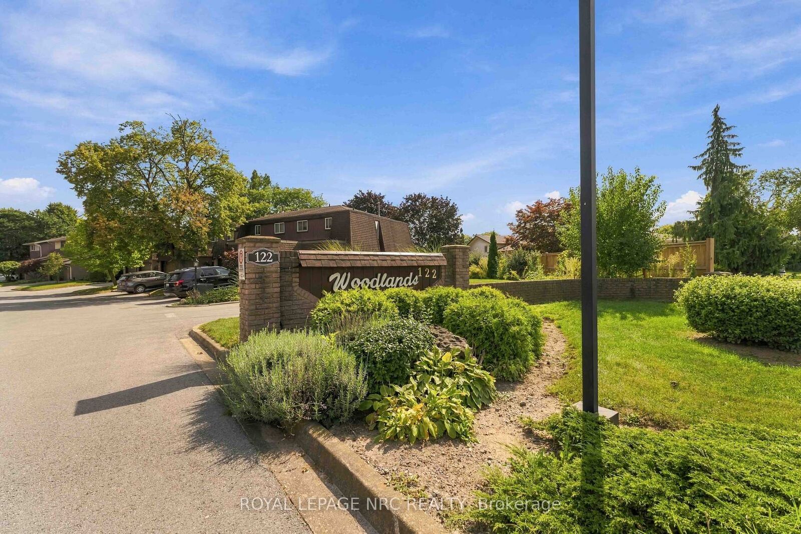 Property Photo:  122 Lakeshore Road 43  ON L2N 6N6 