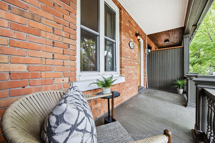 Property Photo:  28 Wright Avenue  ON M6R 1K8 