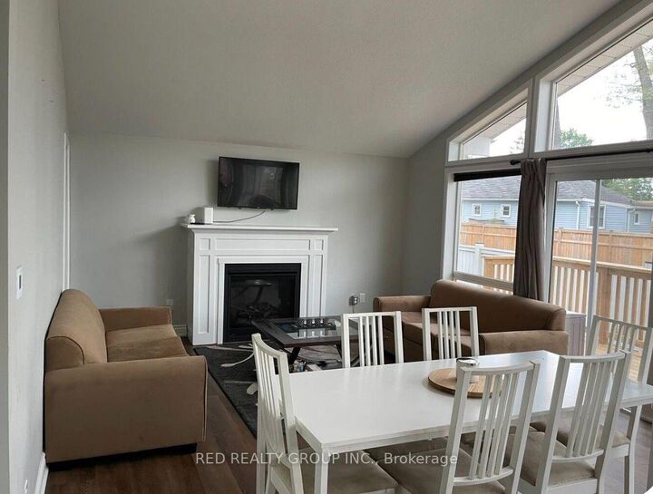 Property Photo:  11 13th Street S  ON L9Z 2J9 