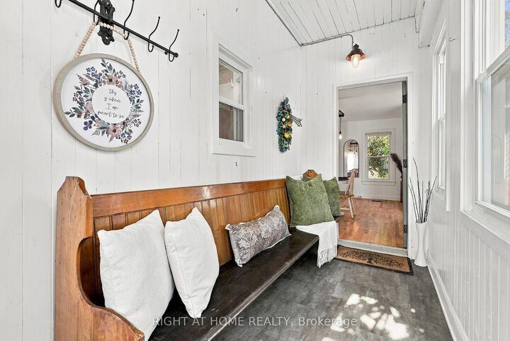 Property Photo:  19 Asa Street  ON K0G 1J0 