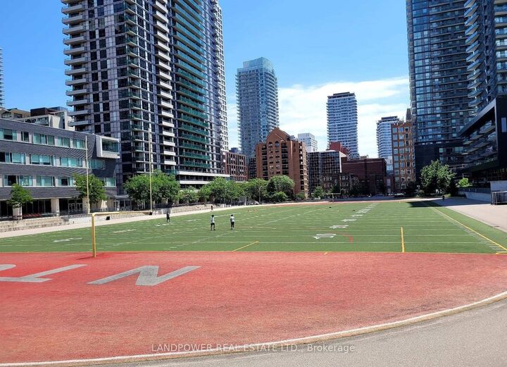 Property Photo: 25 Broadway Avenue 906 ON M4P 1T7