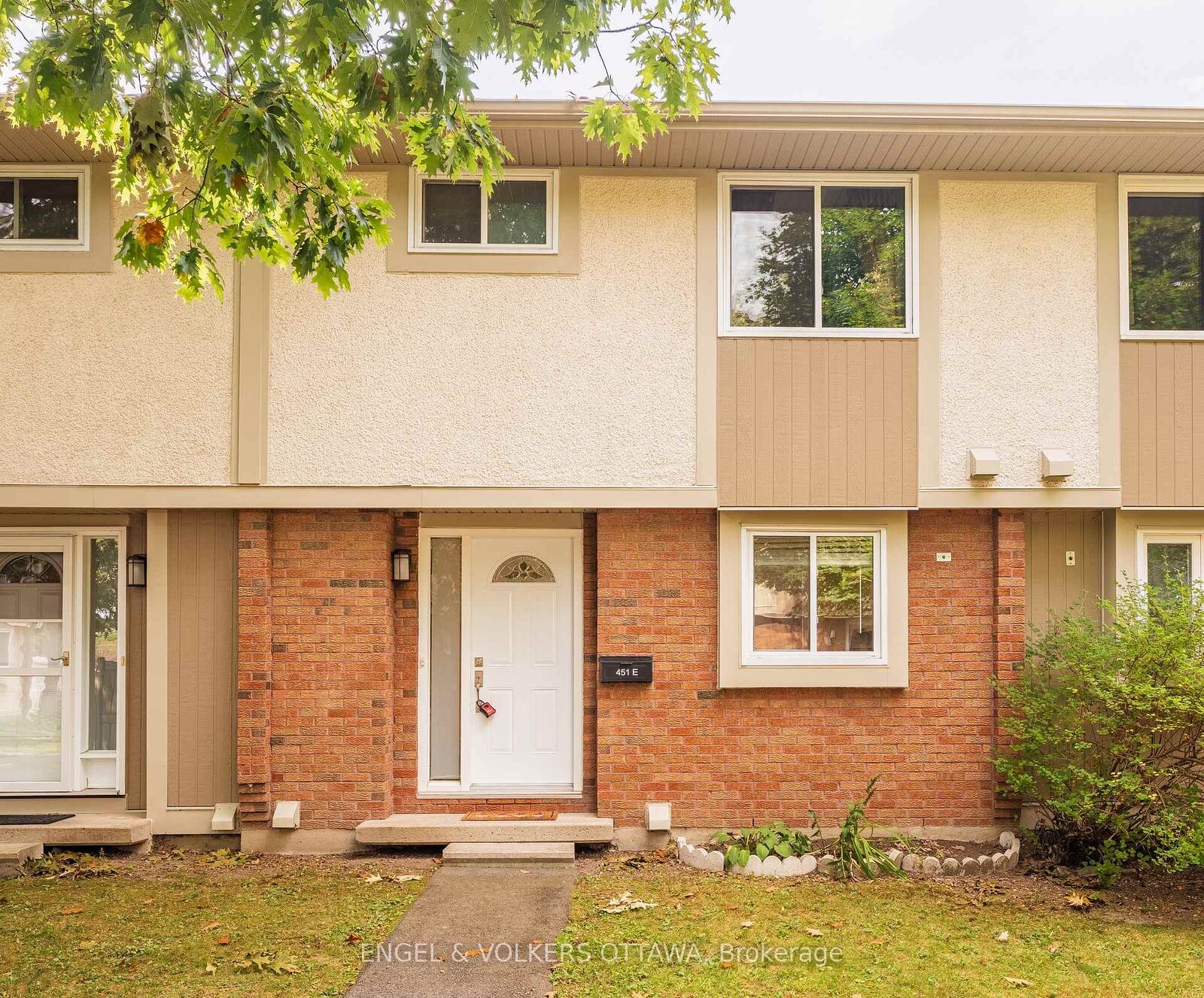 Property Photo: 451 Moodie Drive ON K2H 8T6
