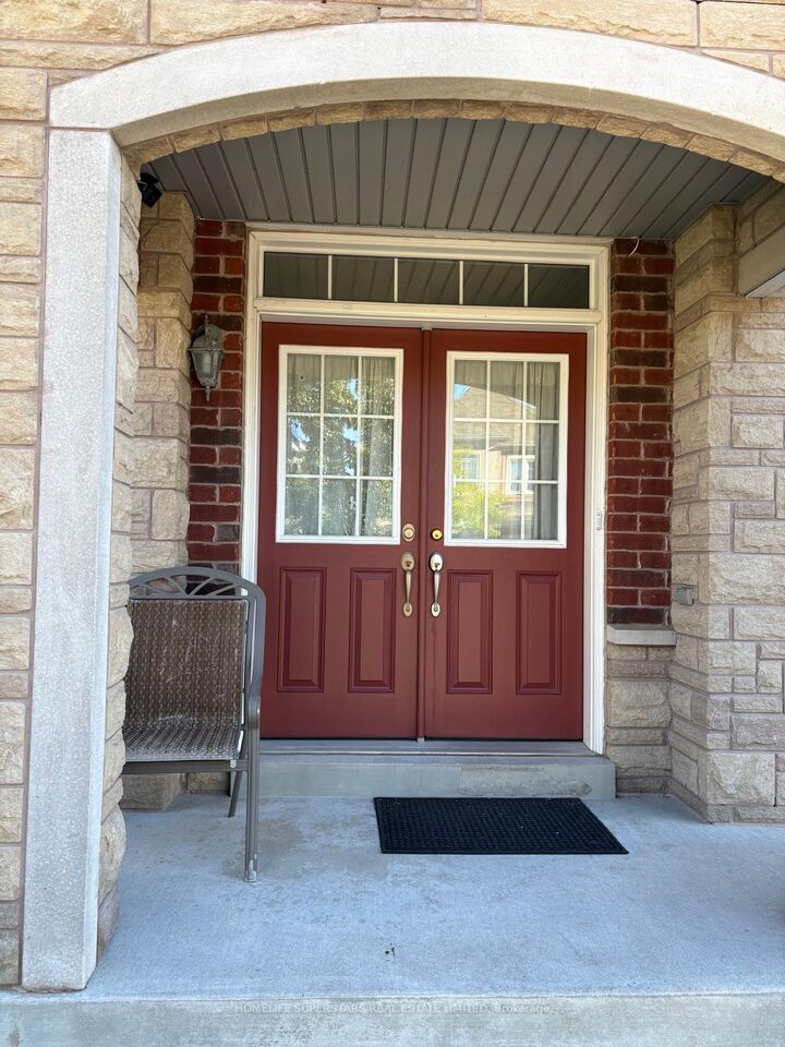 Property Photo:  21 Westowanis Drive  ON M9W 6X4 