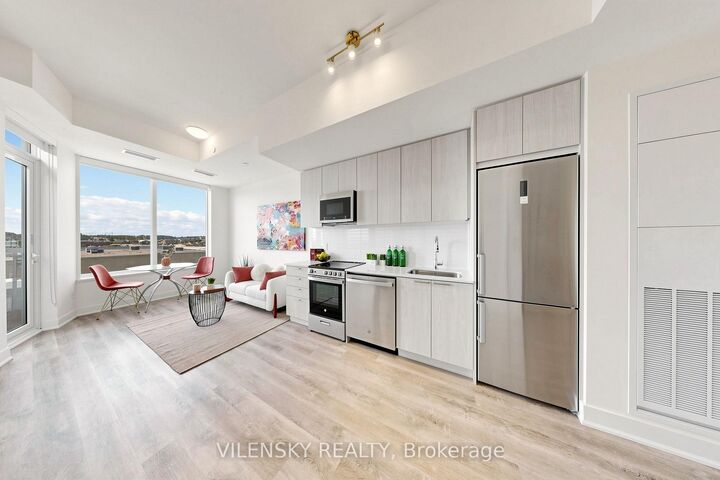 Property Photo: 185 Deerfield Road 407 ON L3Y 0G7