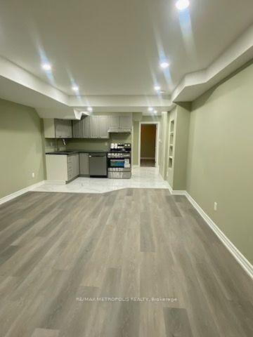 Property Photo:  147 Winlane Drive Bsmt  ON L4A 0C2 