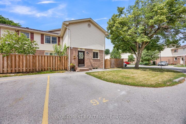 Property Photo:  230 Clarke Road 92  ON N5W 5P5 