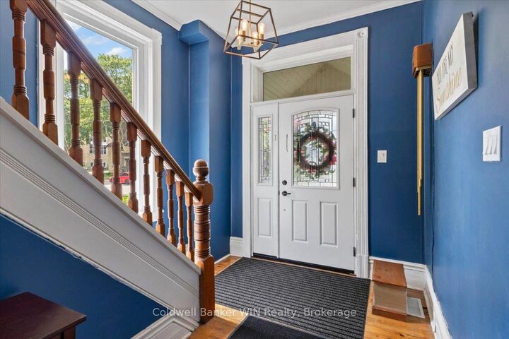 Property Photo:  95 John Street S  ON N0G 1Z0 