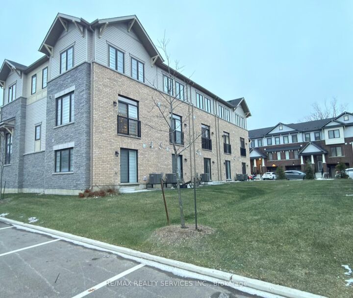 Property Photo: 185 Bedrock Drive 71 ON L8J 0M5