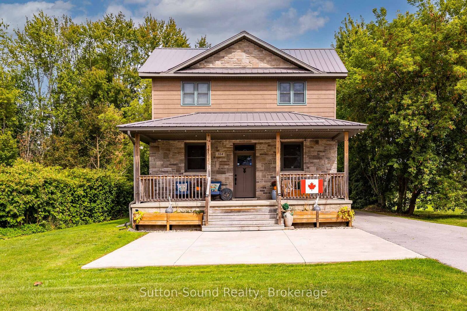 Property Photo:  314 Princess Street  ON N0H 2K0 