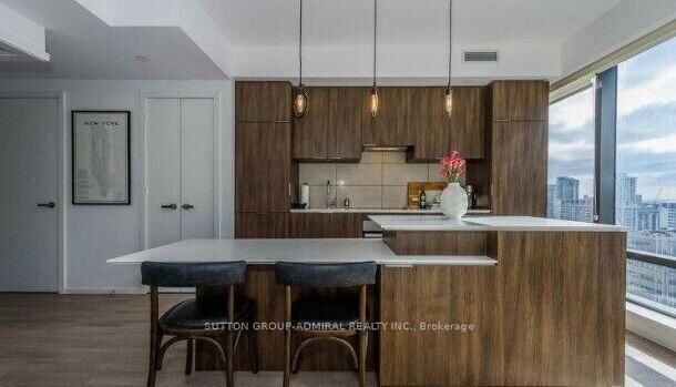 Property Photo:  5 St Joseph Street 1605  ON M4Y 0B6 